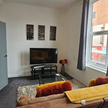 City Blessed Aptm 5 With Free Parking South Shields Eksteriør bilde